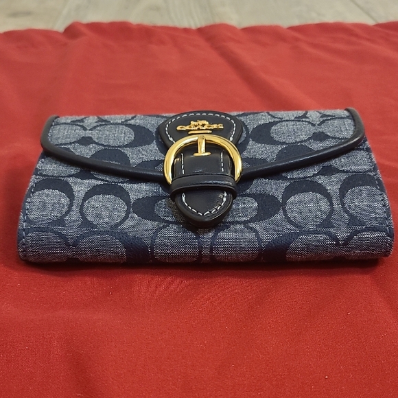 Coach Kleo Wallet In Chambray Gold/Denim - Picture 11 of 11